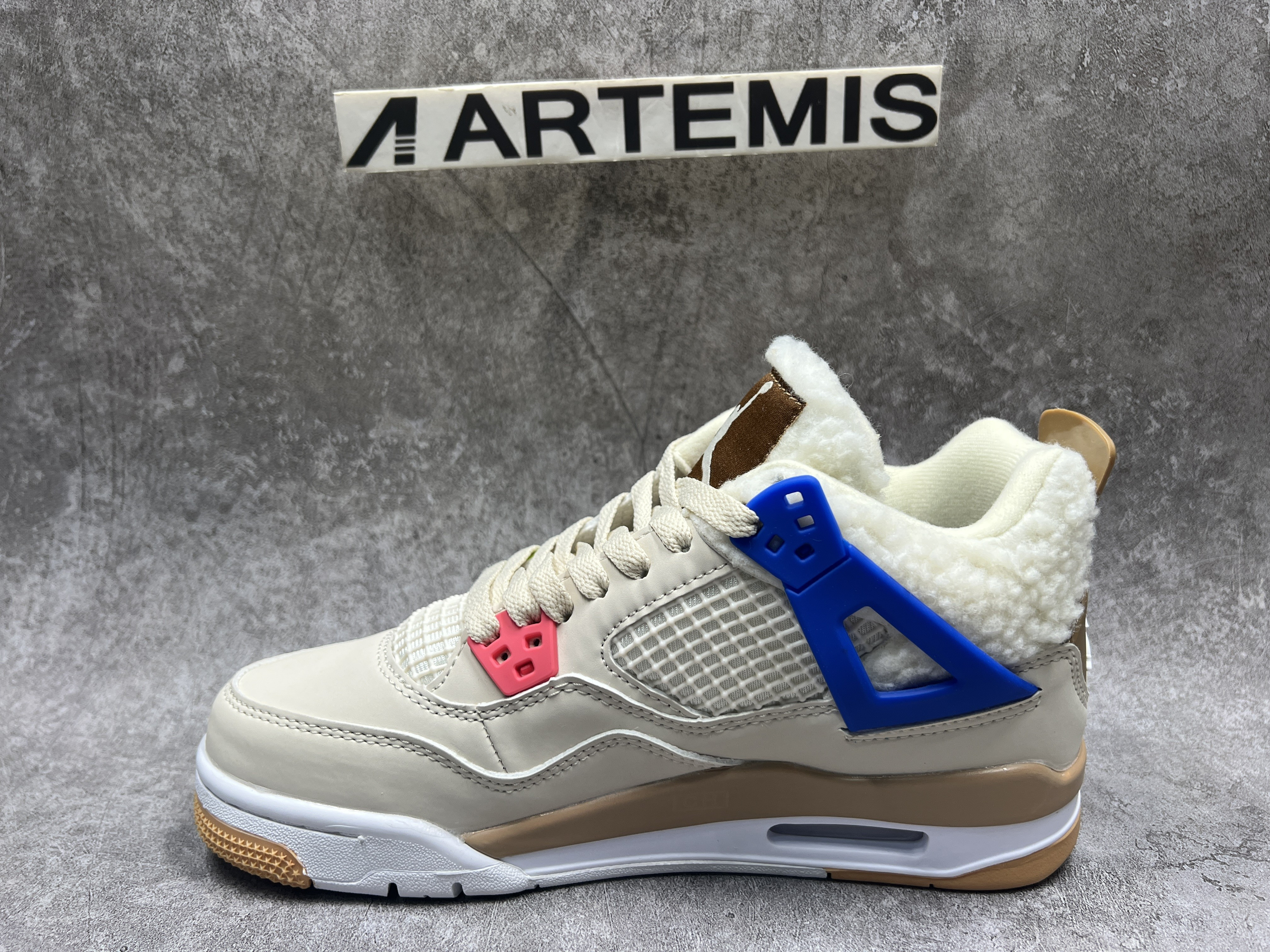 Air Jordan 4 Retro Where the Wild Things Are