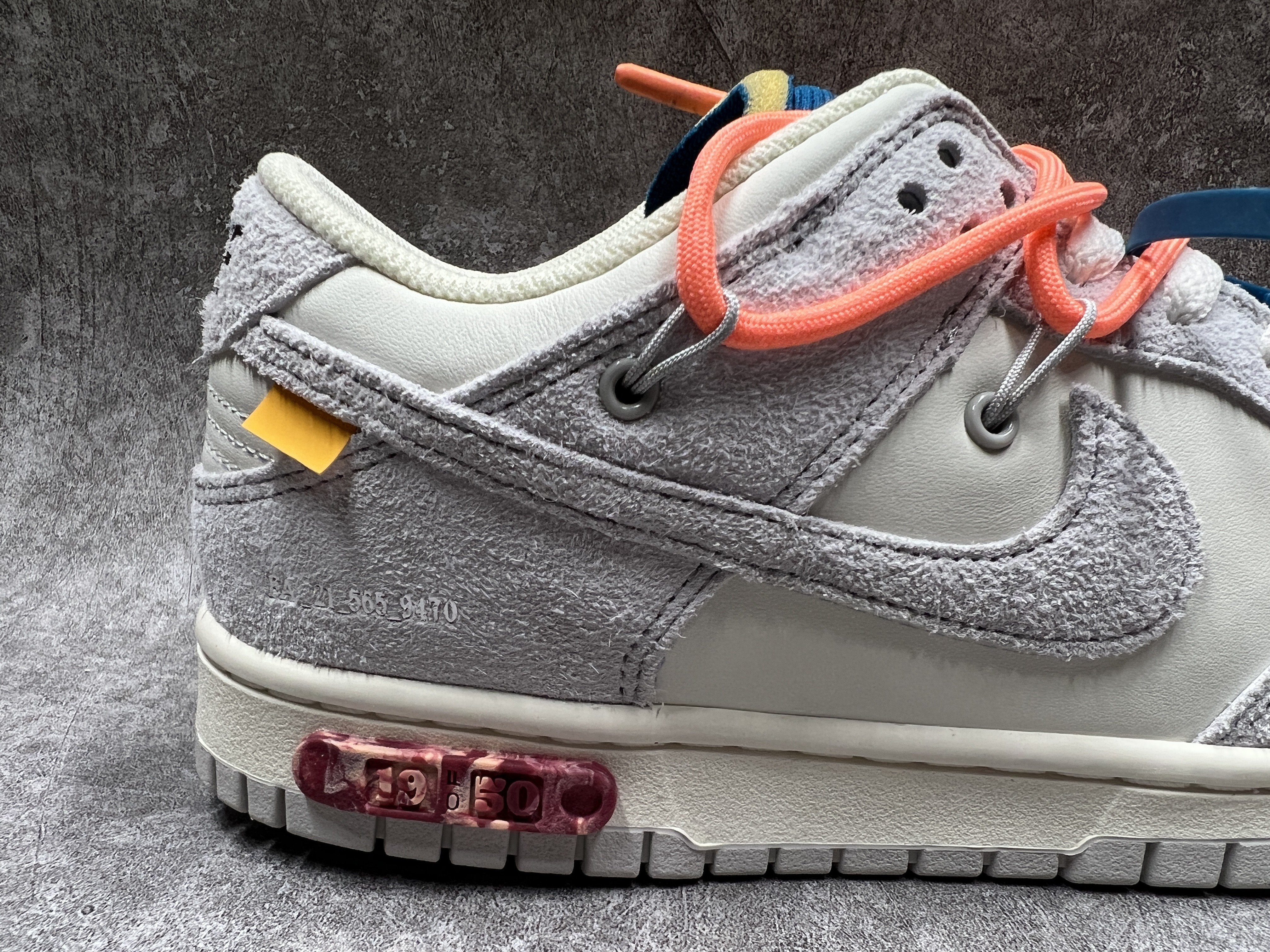 Nike Dunk Low Off-White Lot 19