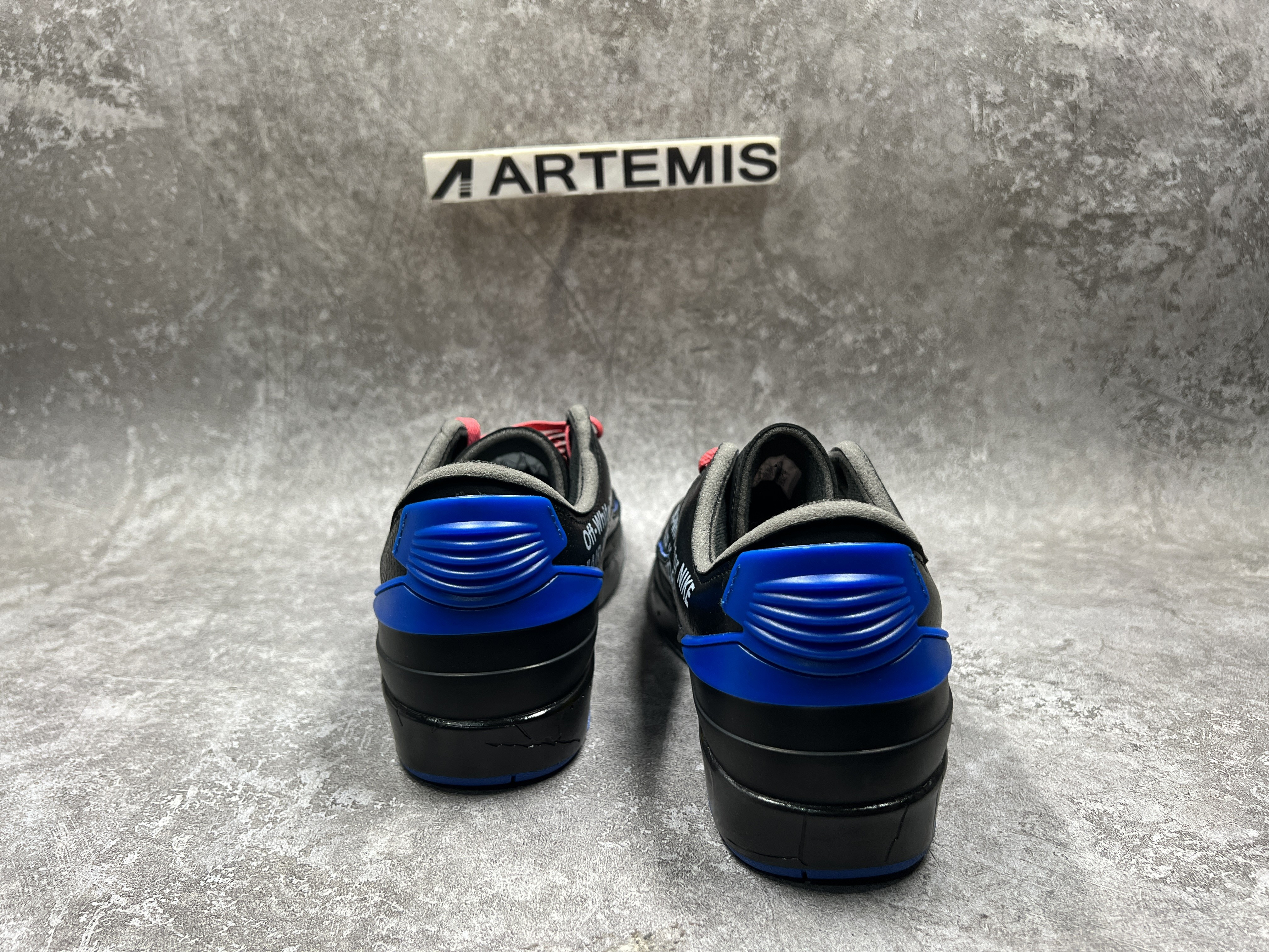 Air Jordan 2 Retro Low SP Off-White Black Blue