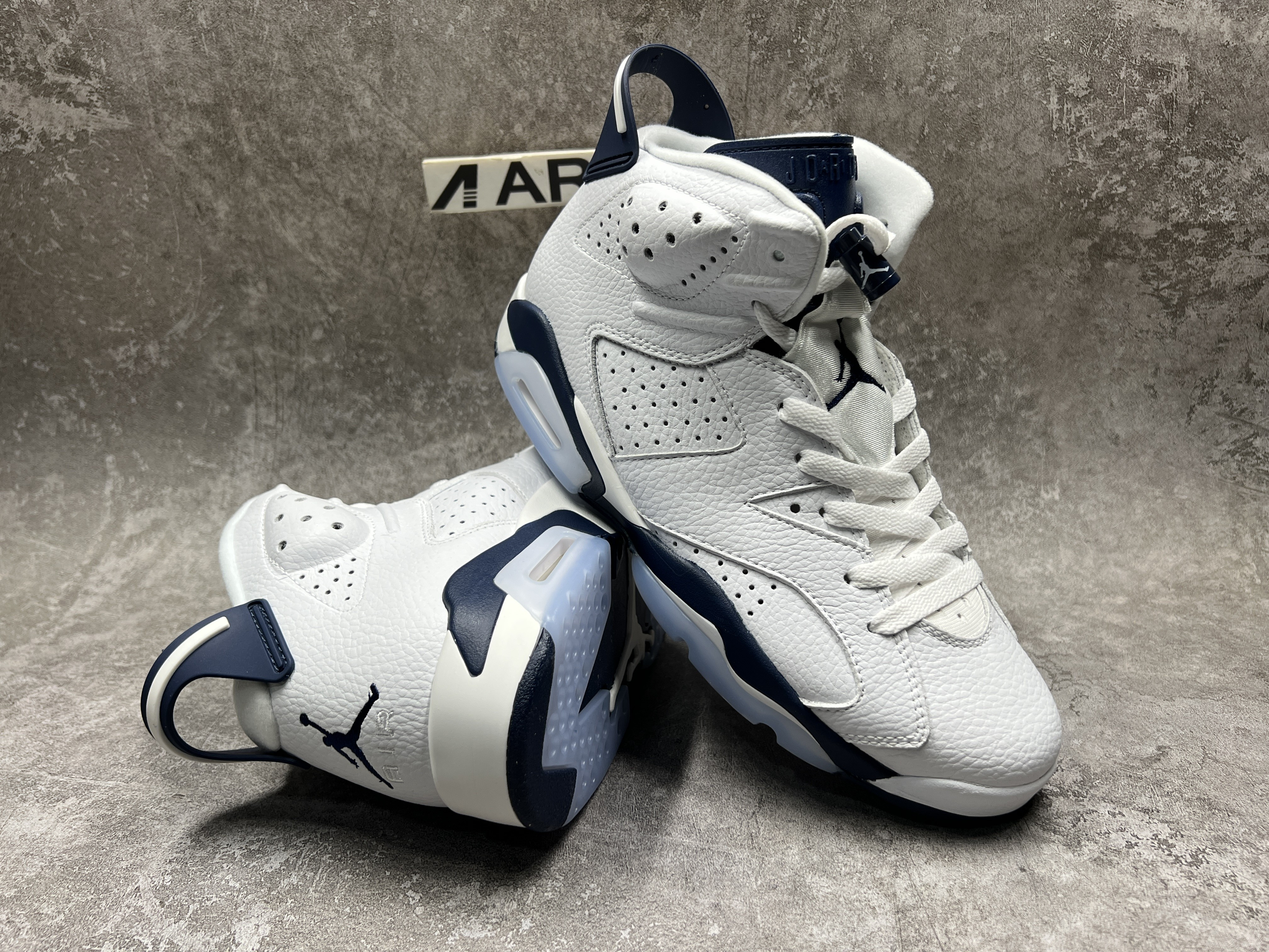 Air Jordan 6 Retro Midnight Navy