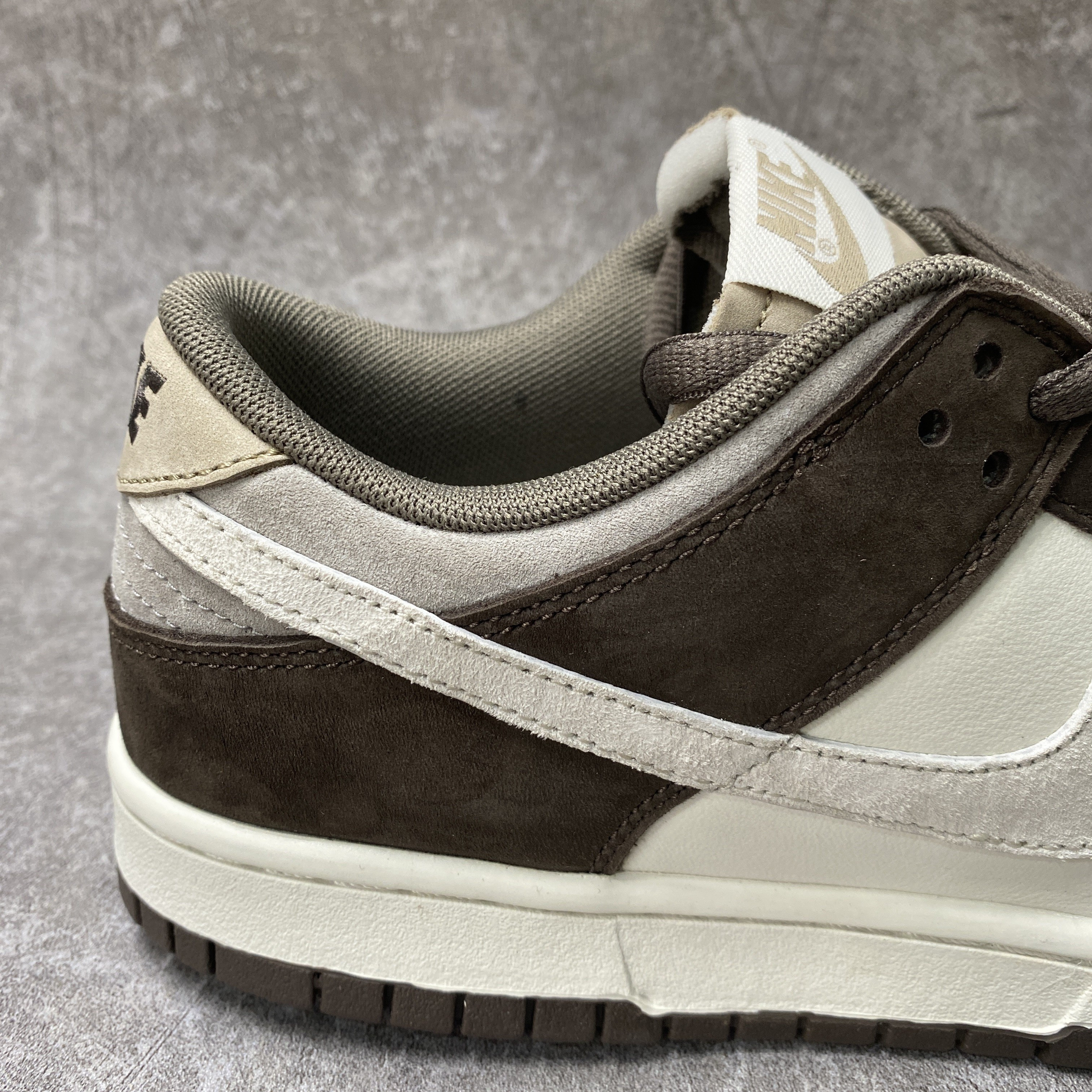 nike dunk low katushiro T0mo white grey
