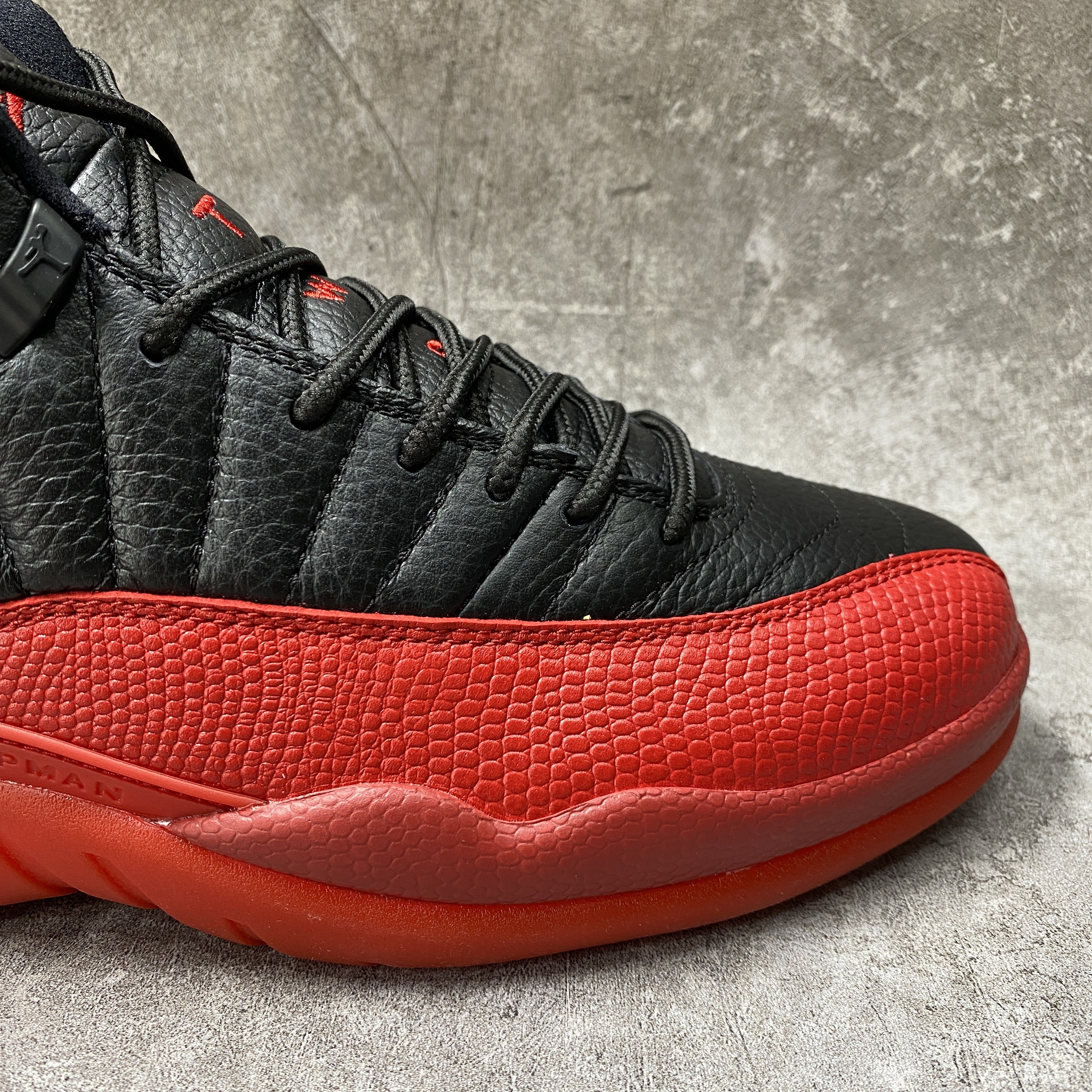 Air Jordan 12 Retro Flu Game