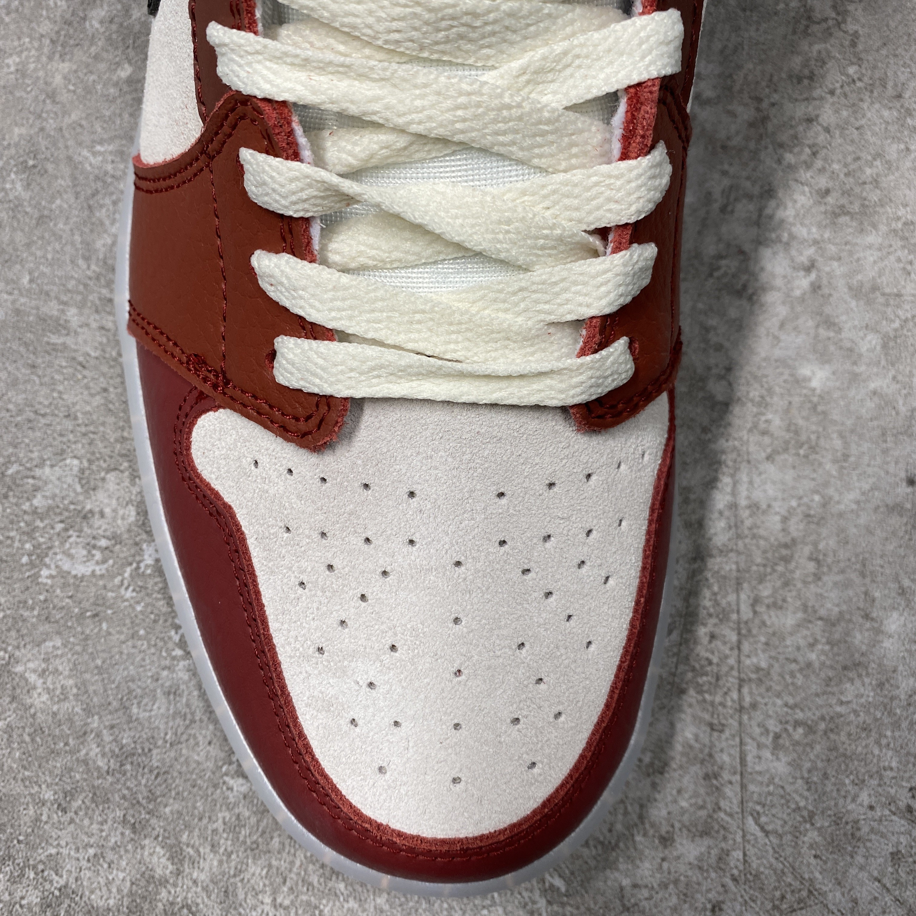 Air Jordan 1 Mid Anti-Gravity Machines