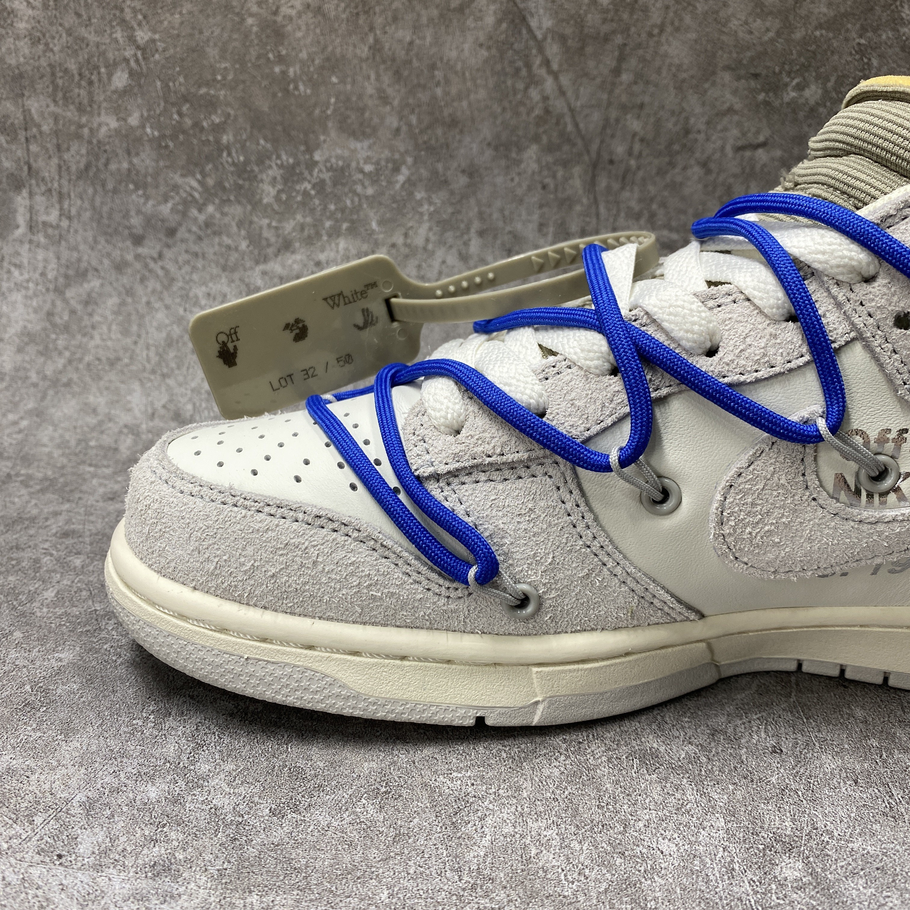 Nike Dunk Low Off-White Lot 32