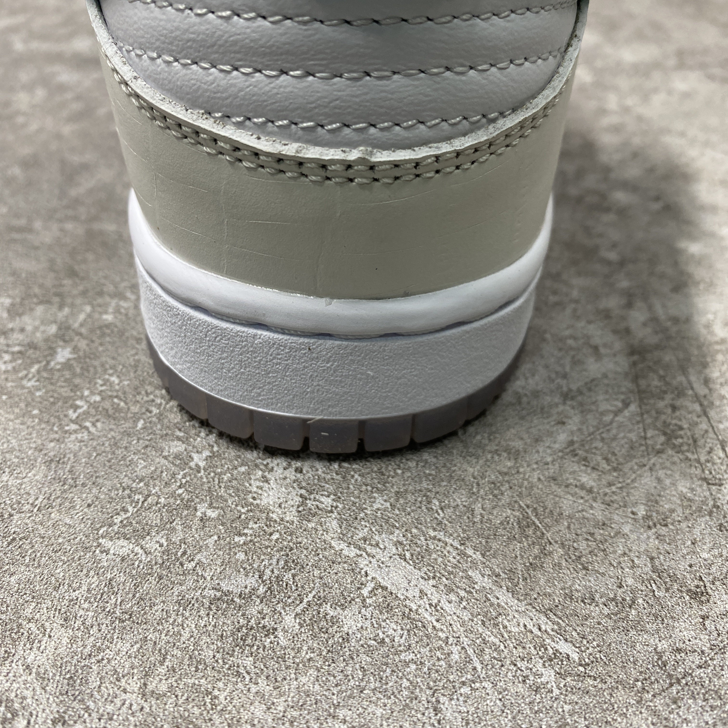 nike sb dunk low Di*m*nd s*pply co white Di*m*nd