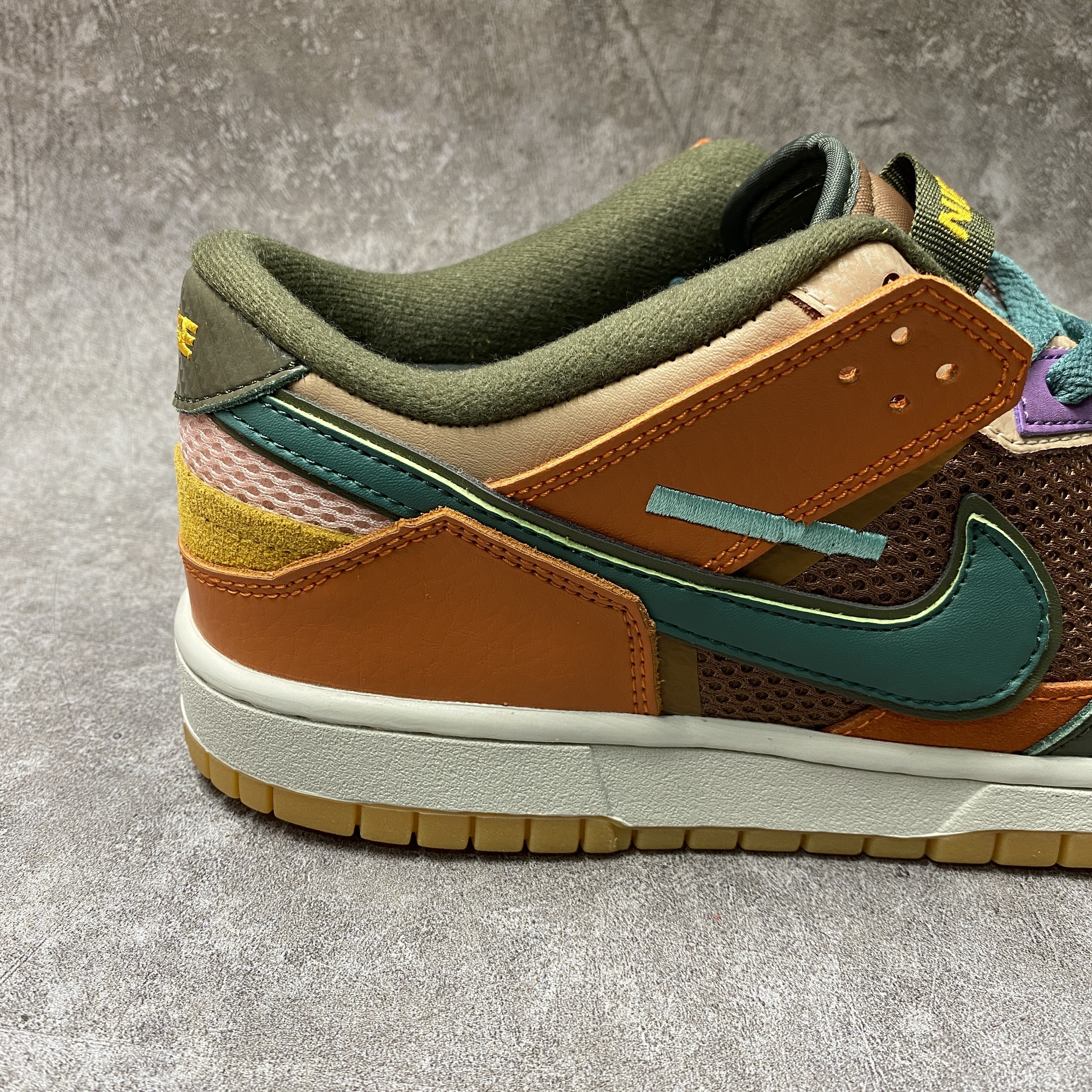 Nike Dunk Low Scrap Archeo Brown
