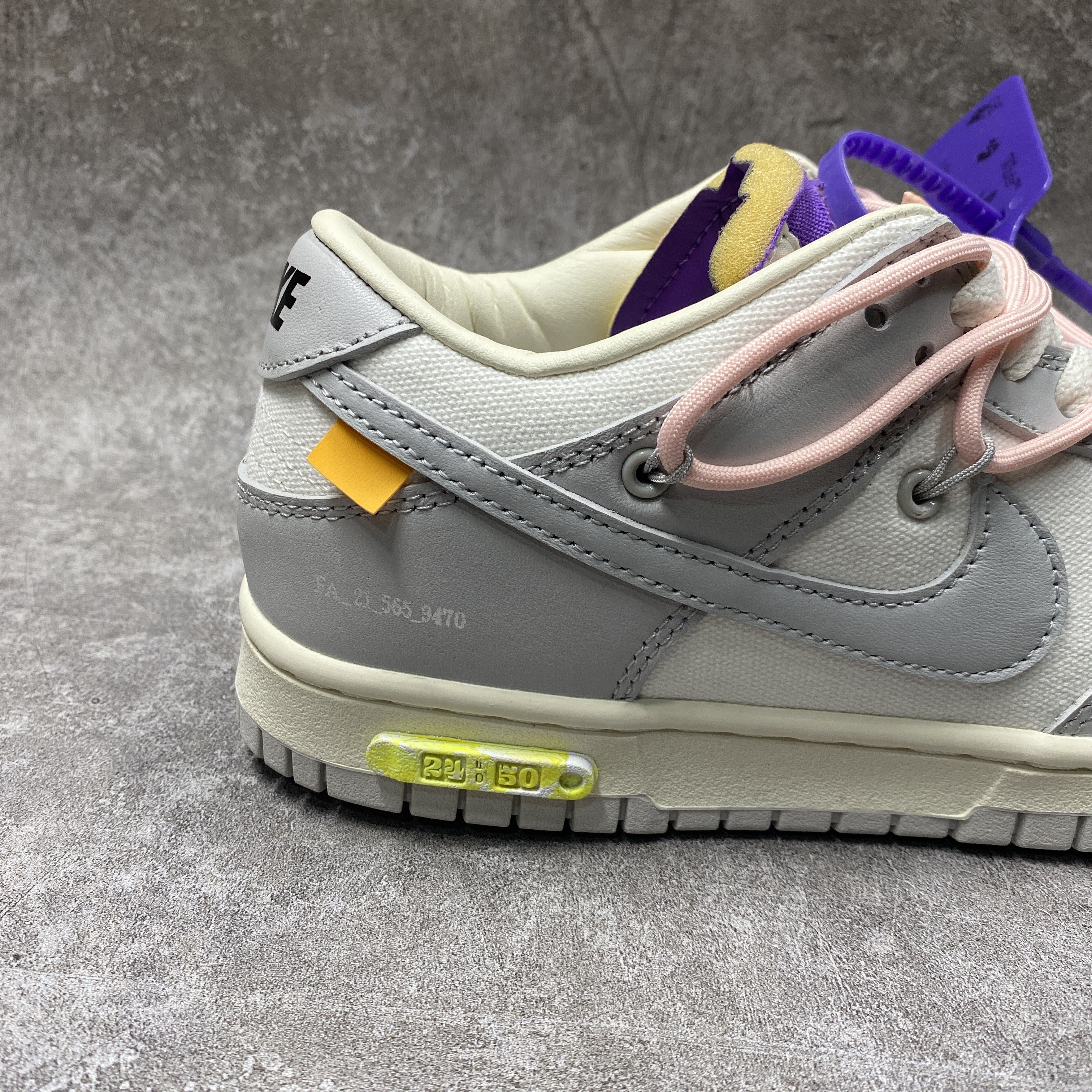 Nike Dunk Low Off-White Lot 24