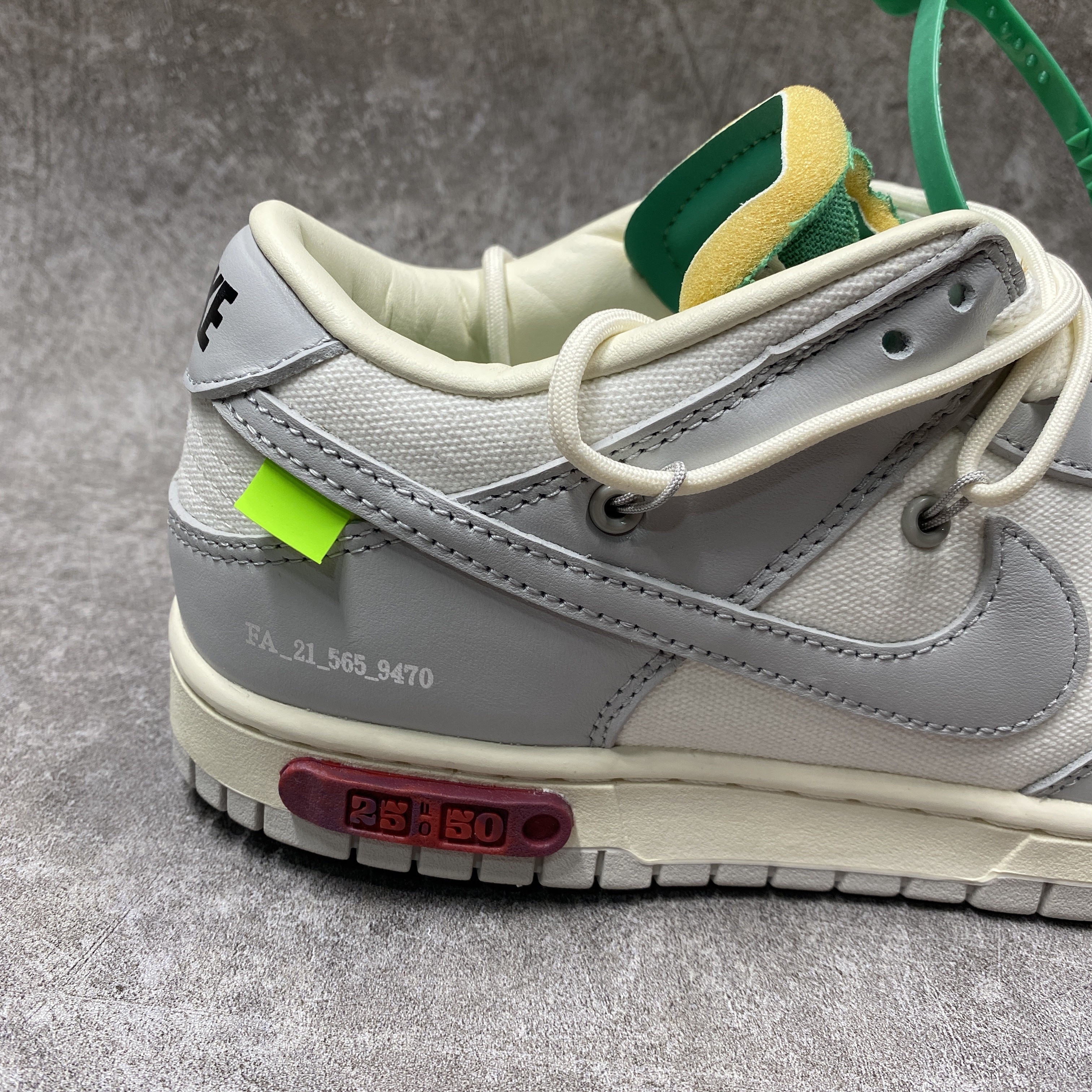 Nike Dunk Low Off-White Lot 25
