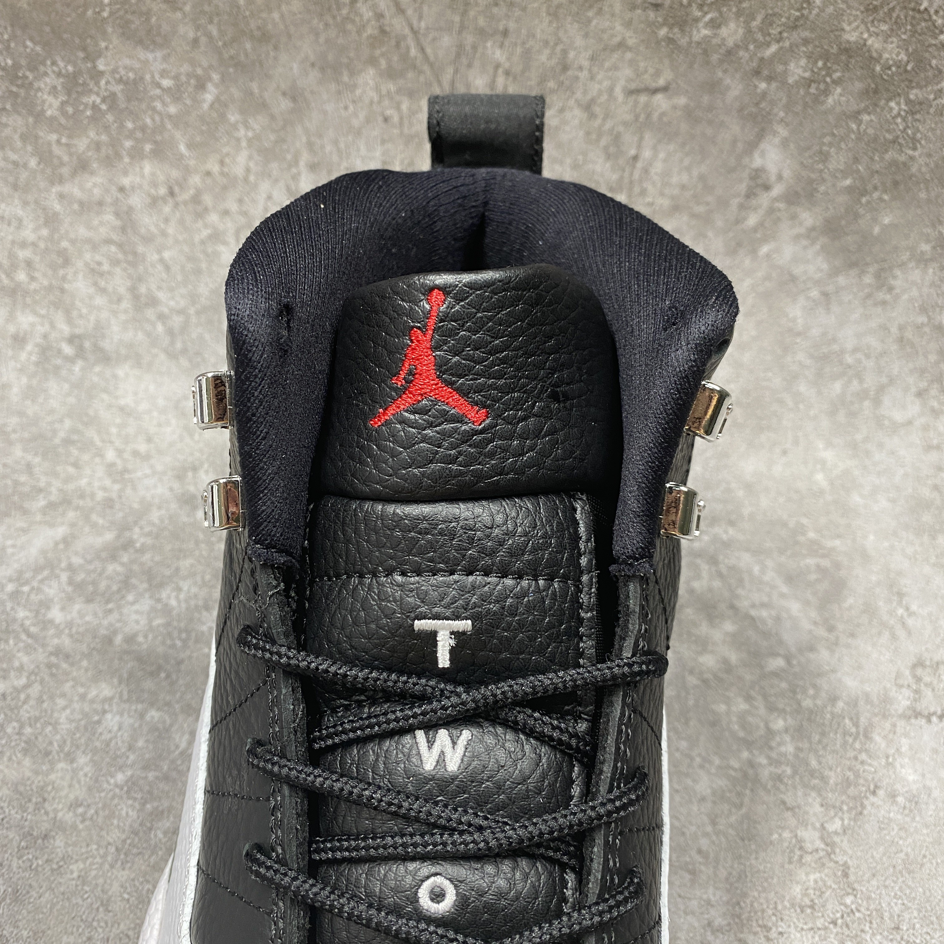 Air Jordan 12 Retro Playoffs (2022)