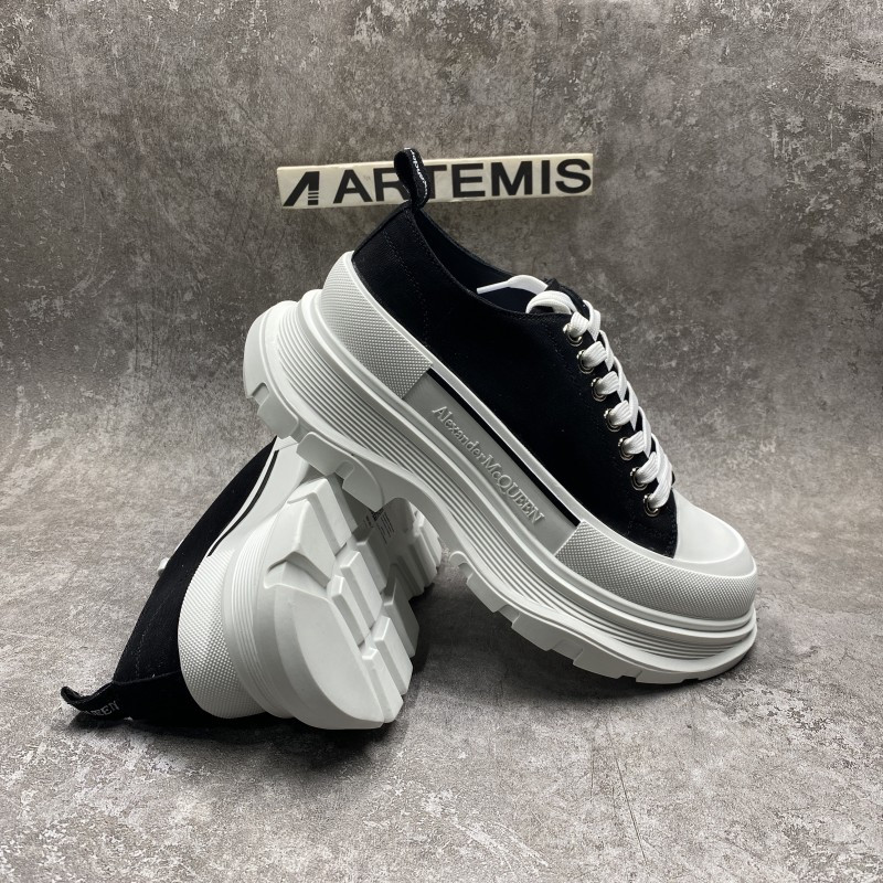 ale*d*r M*Q*en tread slick low lace up black white