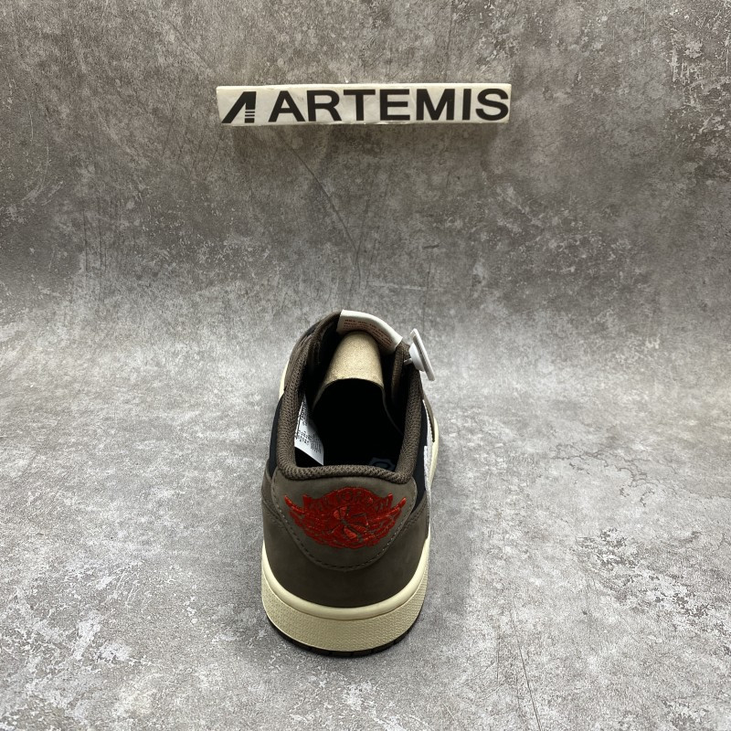 Air Jordan 1 Retro Low OG SP Travis Scott