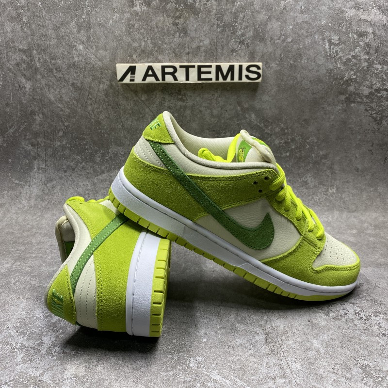Nike SB Dunk Low Green Apple