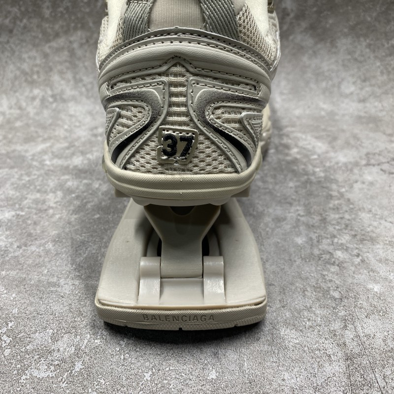 Balenciga X-Pander Beige
