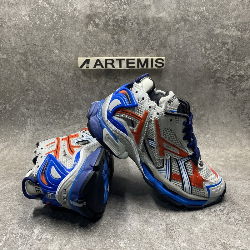 Balenciga Runner Sneakers