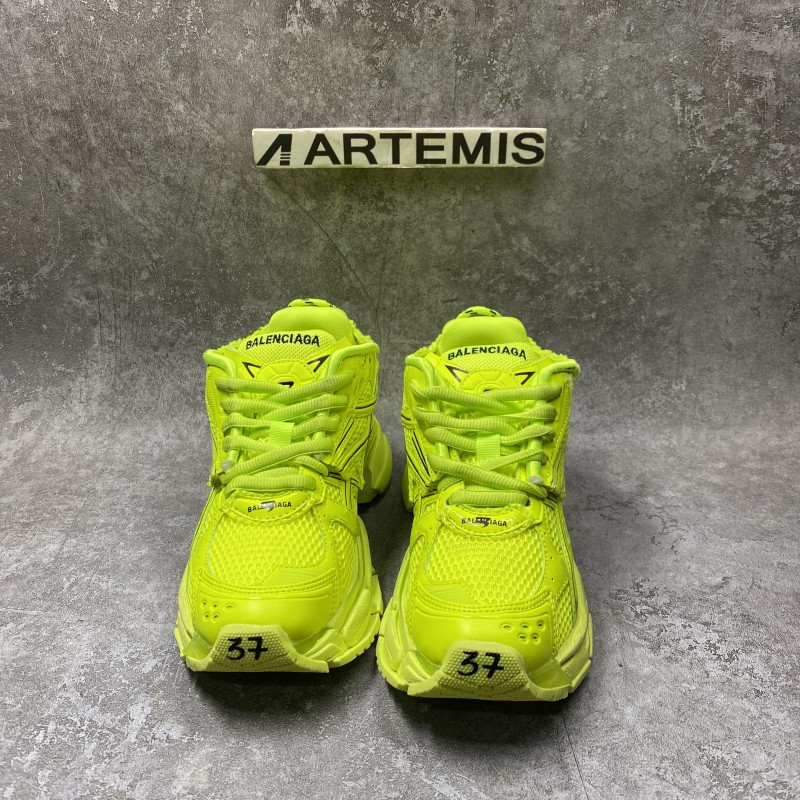 Balenciga Runner Sneaker in Neon Yellow