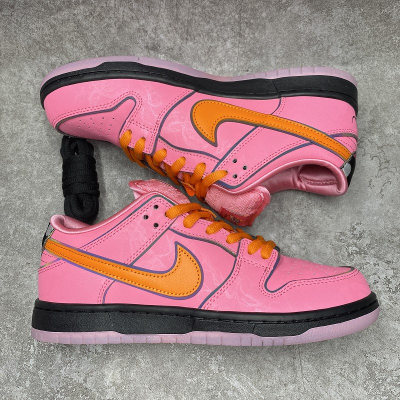 The Powerpuff Girls x Nike Dunk SB Low PINK