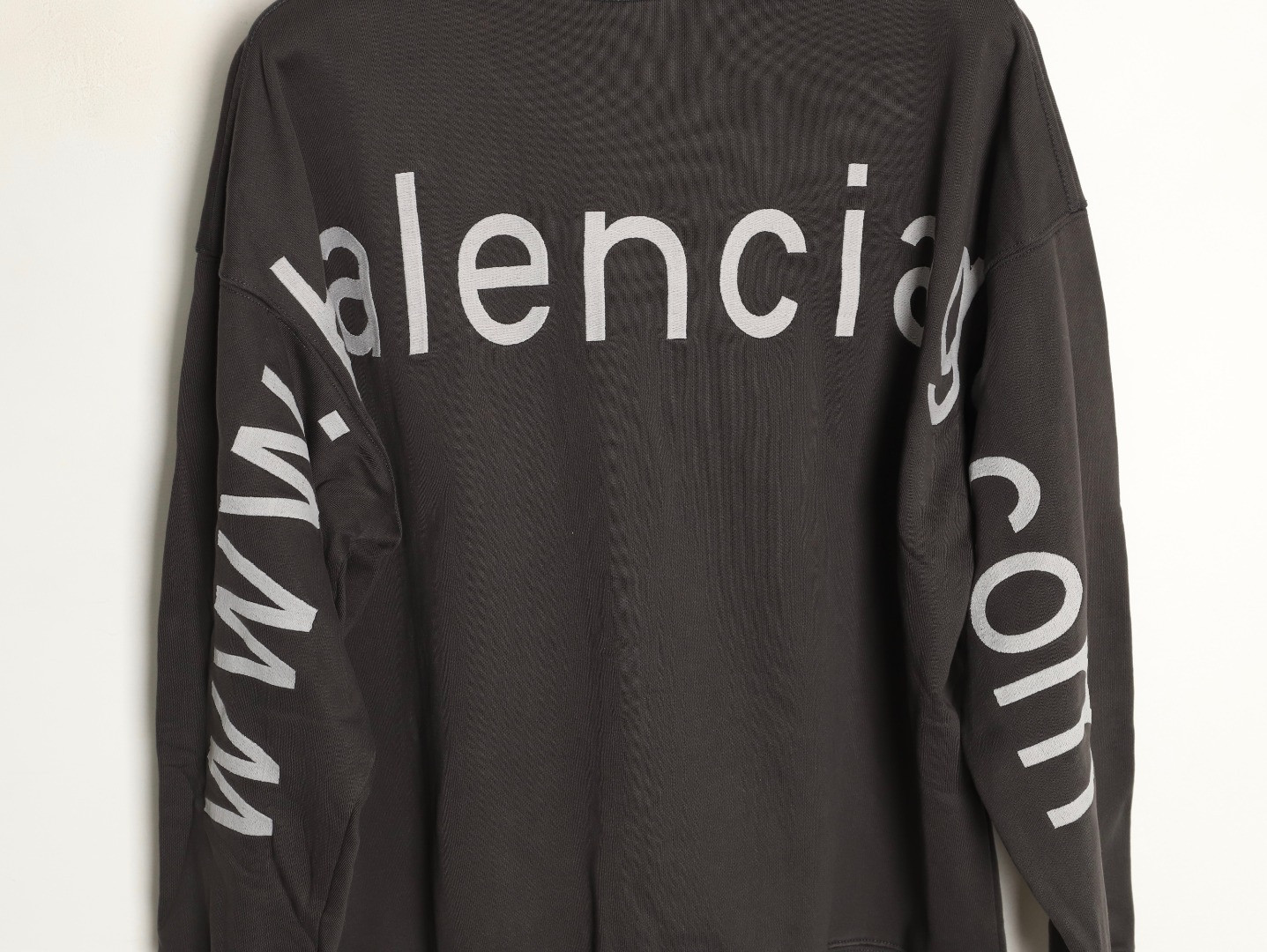 Ba*len*cia*ga hoodies
