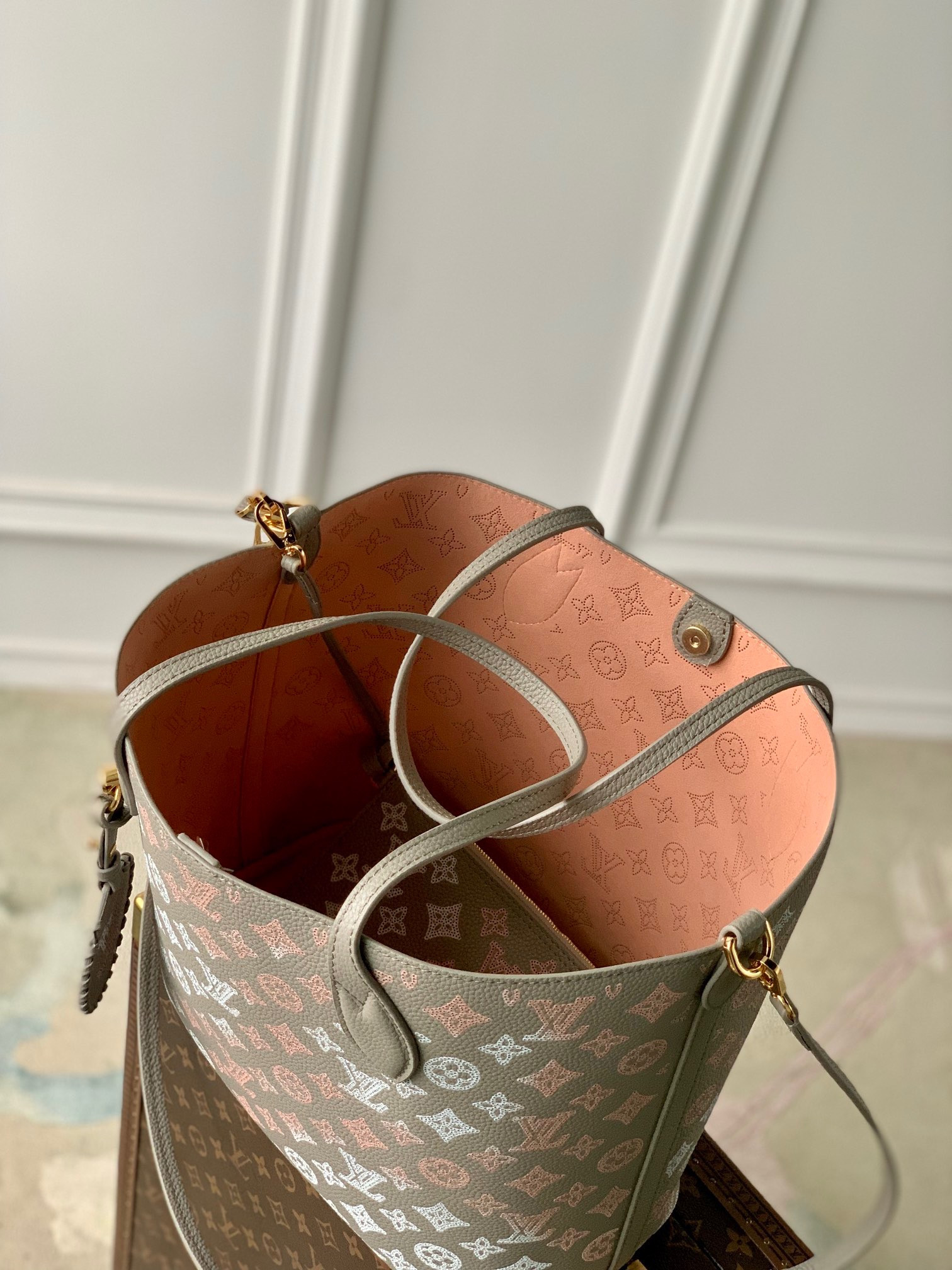 LV Blossom MM M23387