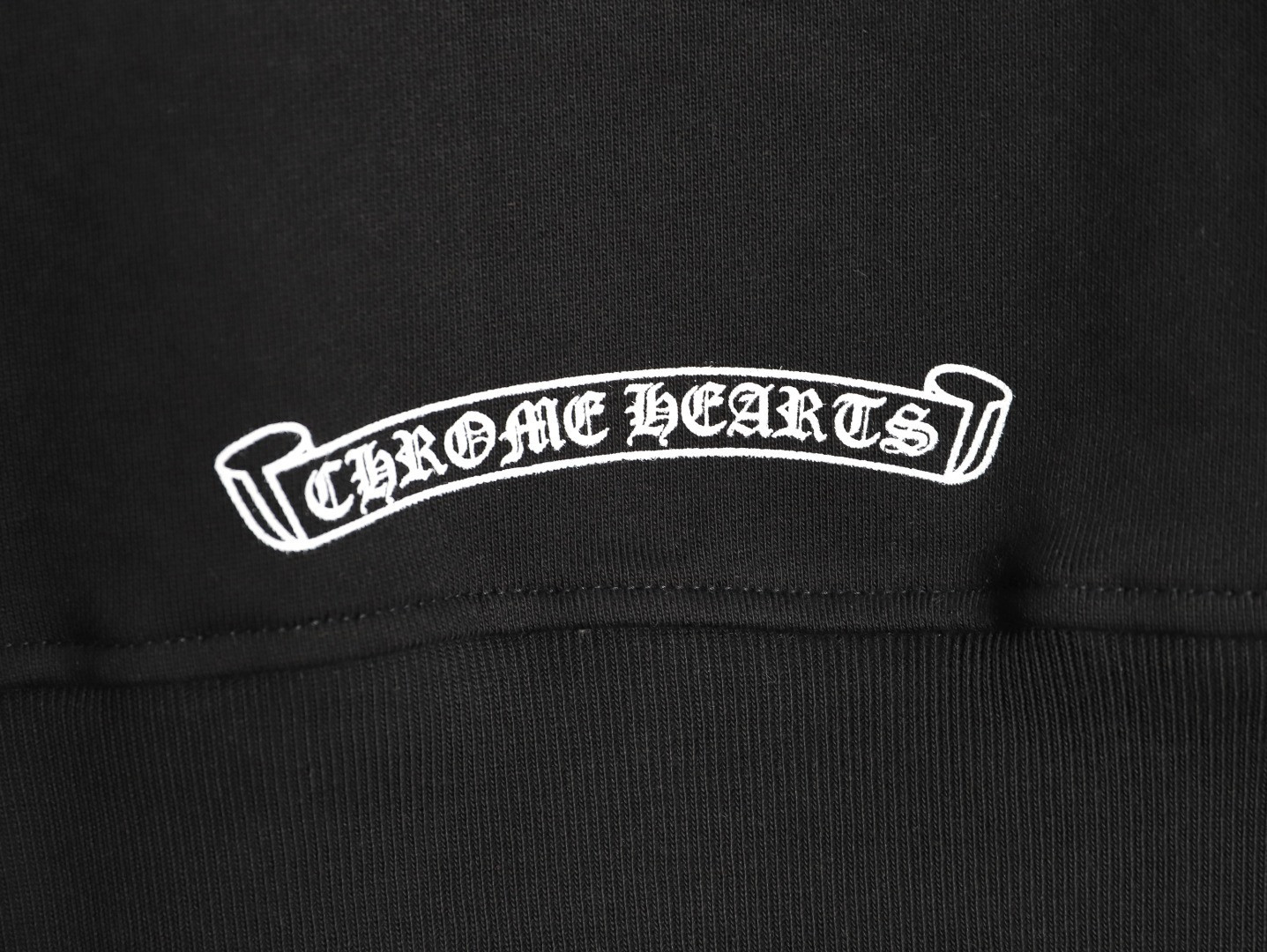 Ch**me He**ts hoodies