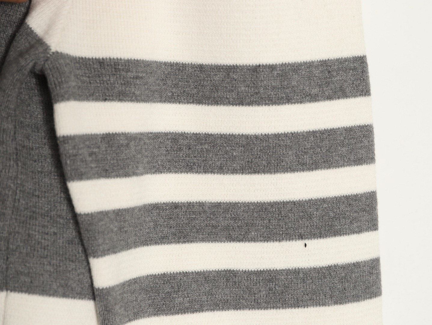 Thom Browne Cardigan Sweaters