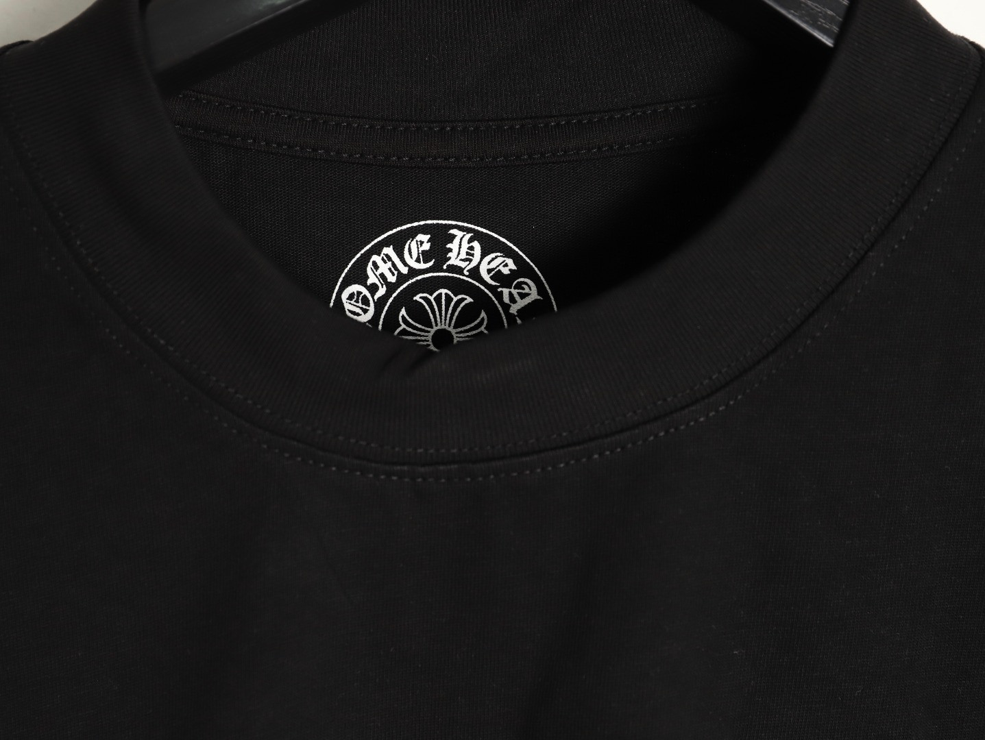 Ch**me He**ts long-sleeved t-shirt