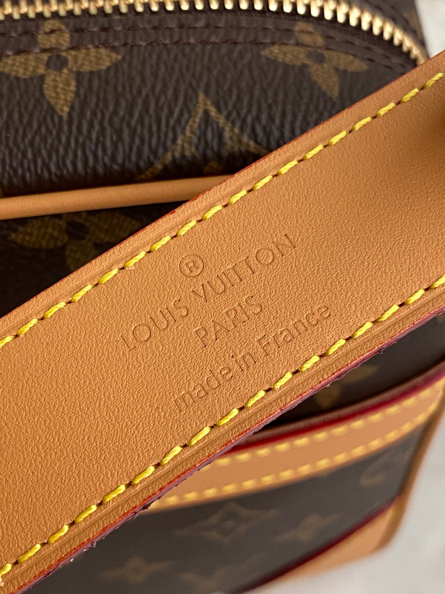 LV KASAI CLUTCH PM M51276