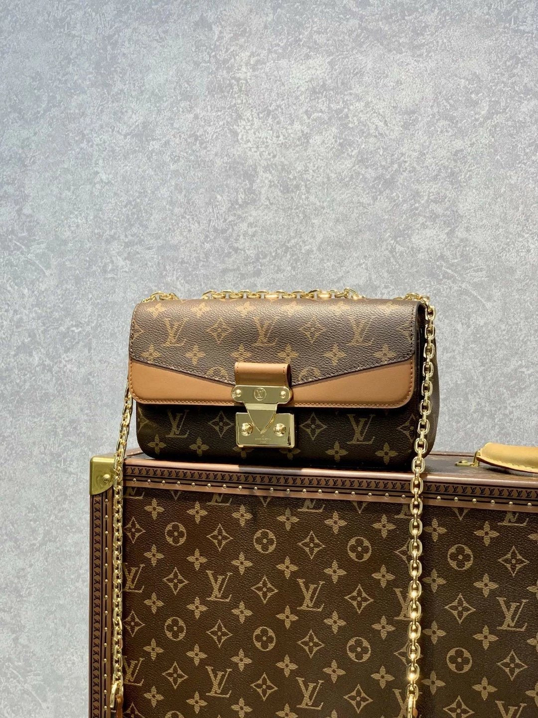 LV MARCEAU M46127
