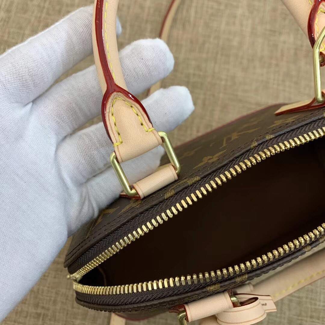 LV ALMA BB M53152