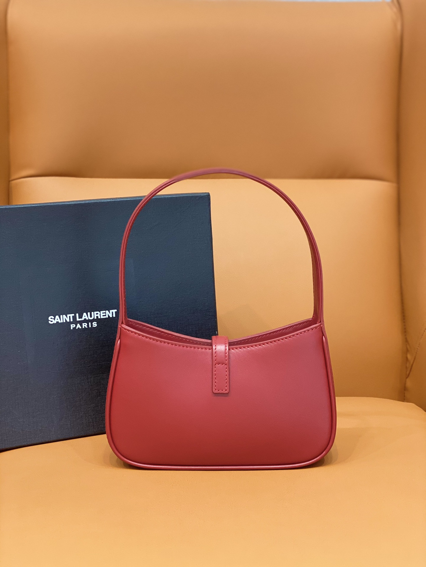 Y*L mini le 5 À 7 in smooth leather red 19 x 11.5 x 4.5 cm