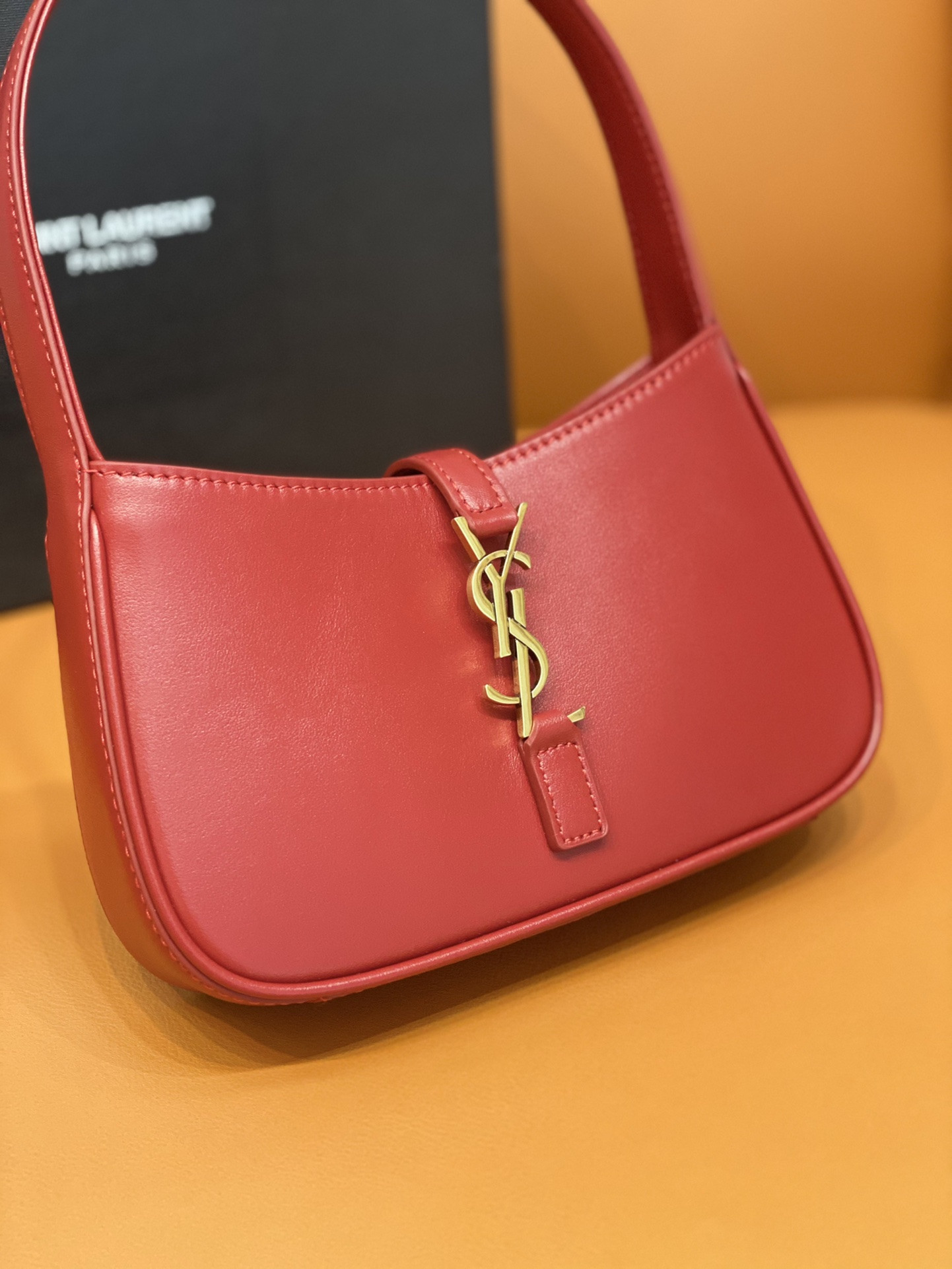 Y*L mini le 5 À 7 in smooth leather red 19 x 11.5 x 4.5 cm
