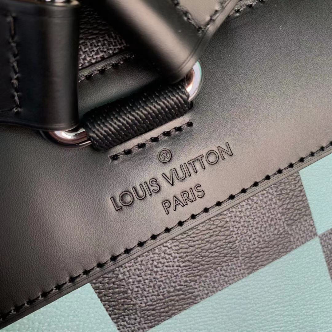 LV CHRISTOPHER PM N40400