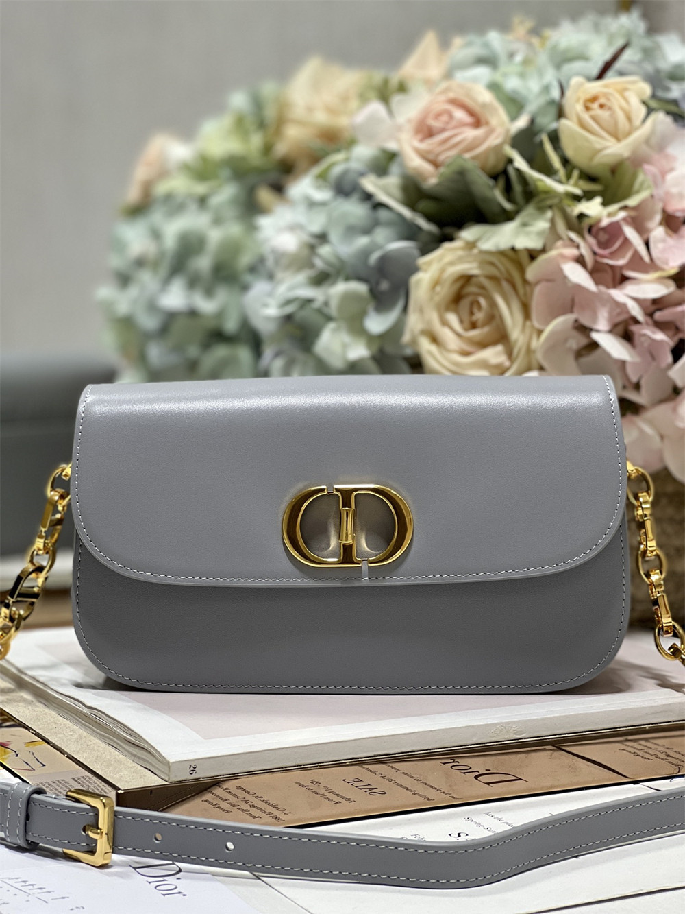 D*or 30 montaigne avenue grey 22.5 x 12.5 x 6.5 cm