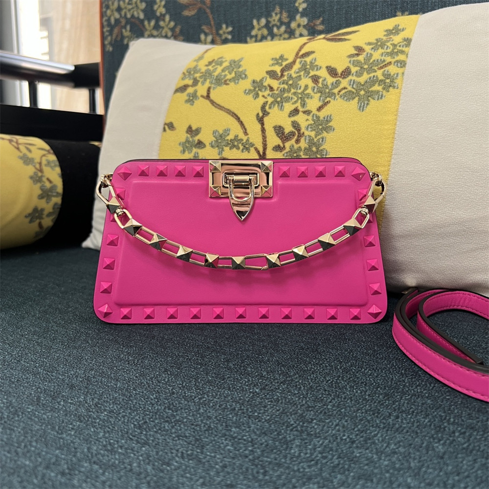 Va1e*ntin0 garavani rockstud23 small smooth calfskin shoulder bag rosered