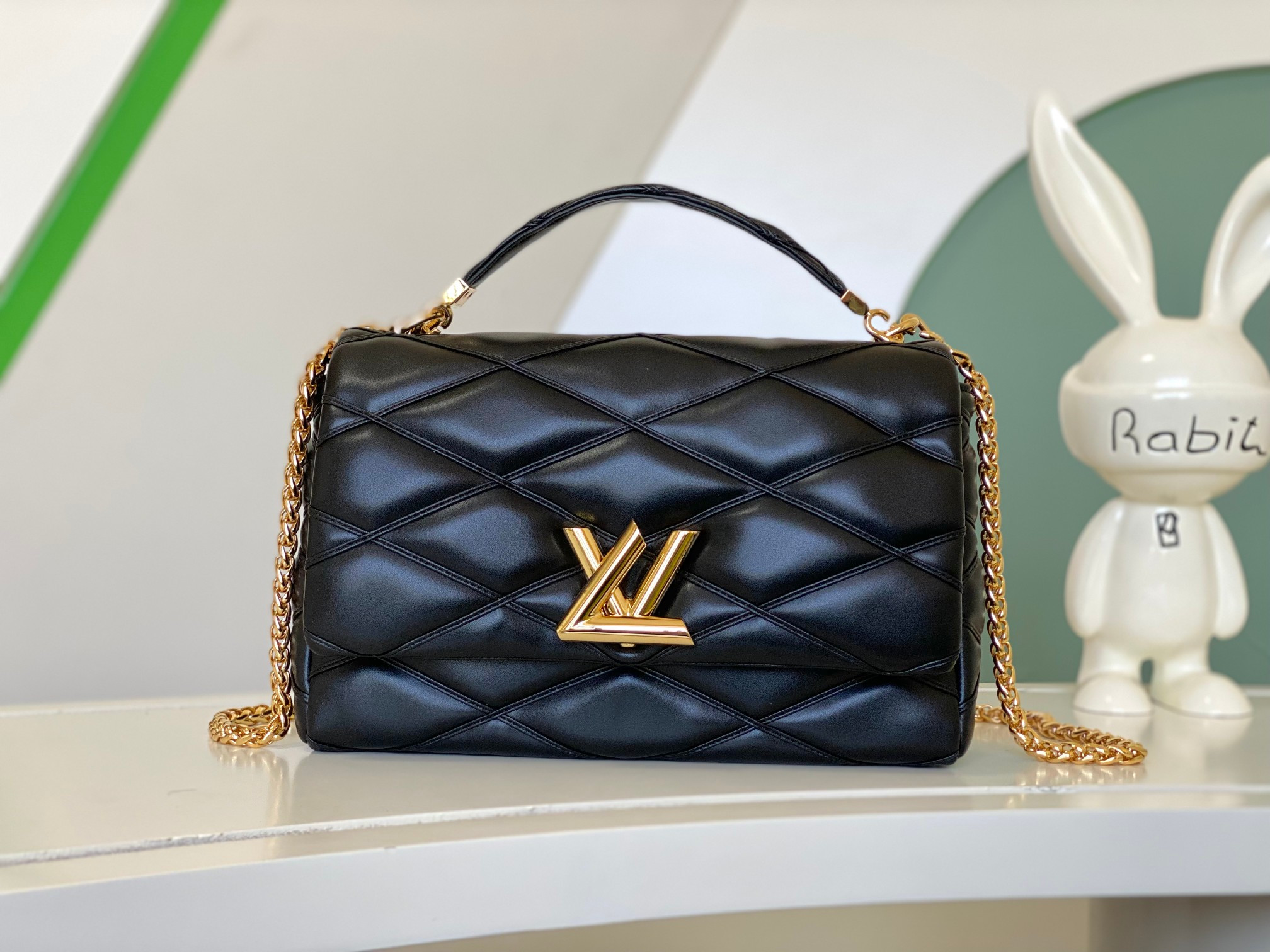 l0*is V*t0n m23689 go-14 gm 12.2 x 7.7 x 4.3 inches