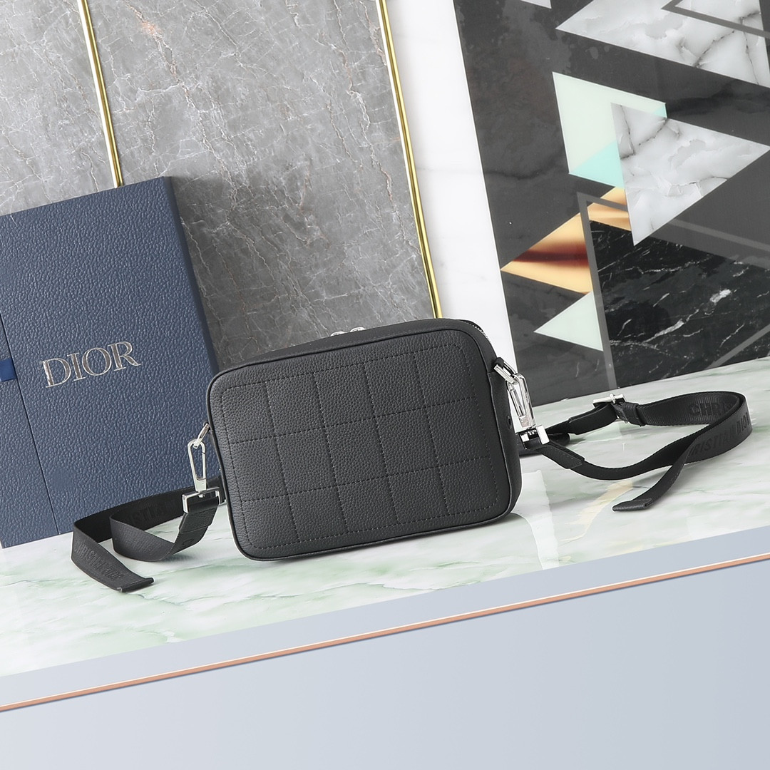 D*or safari bag with strap black 8.5 x 6 x 2.5 inches