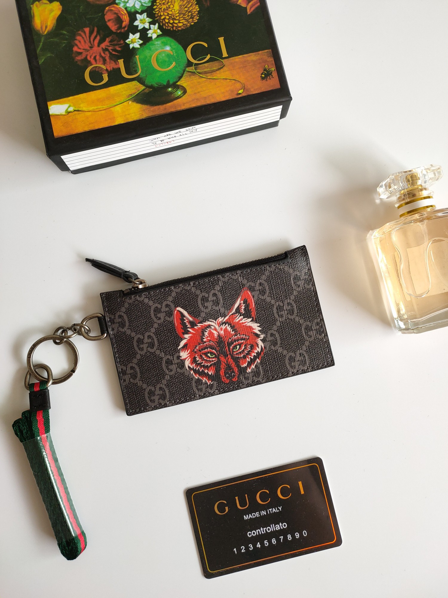 G*u*i gg  card case wallet