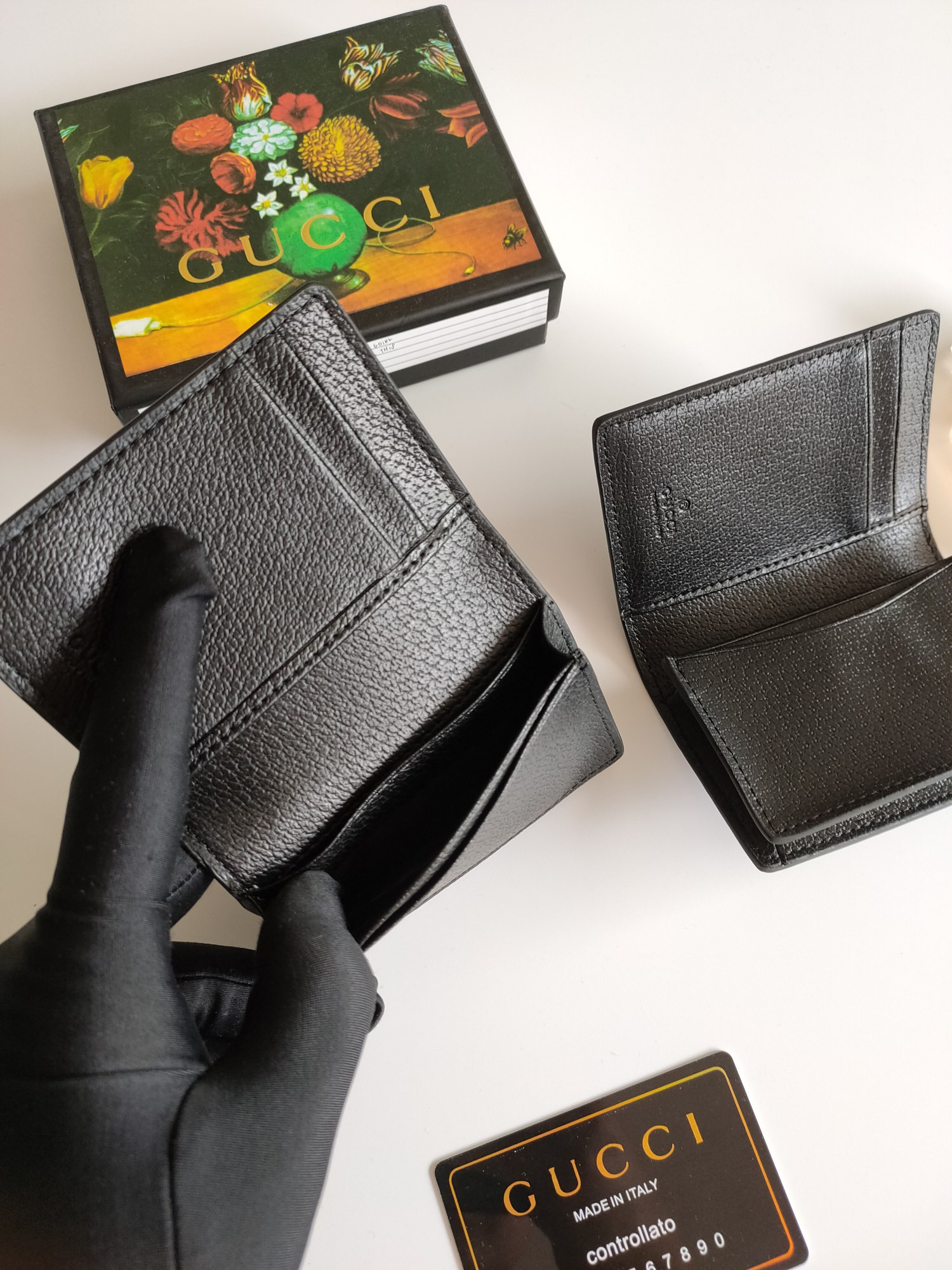 G*u*i gg card case wallet