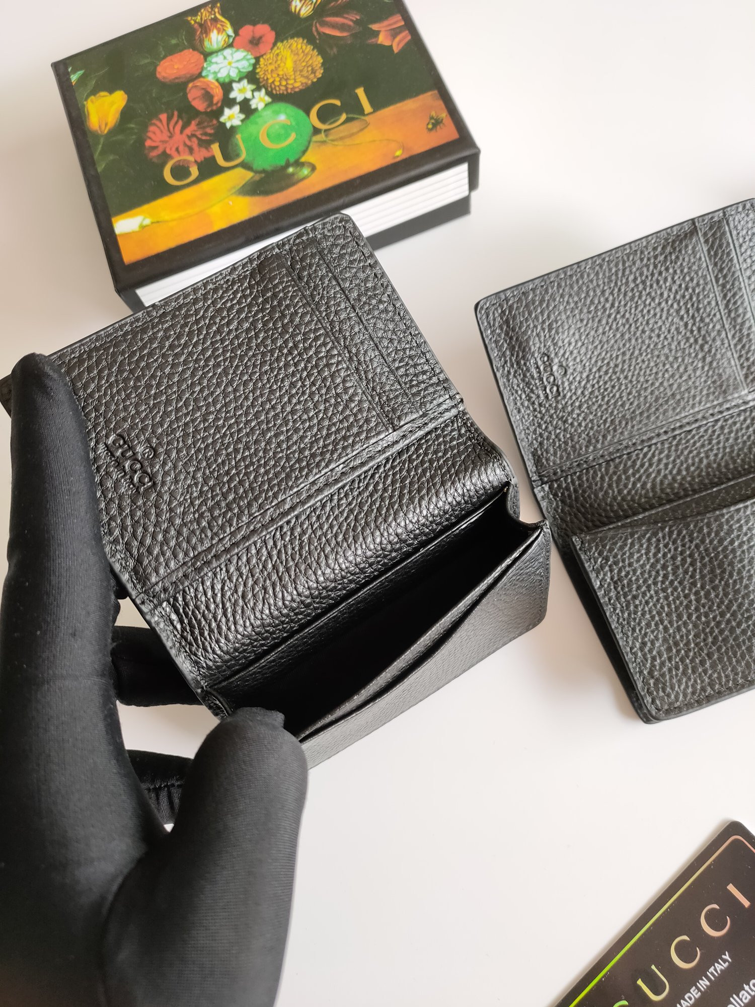 G*u*i gg card case wallet