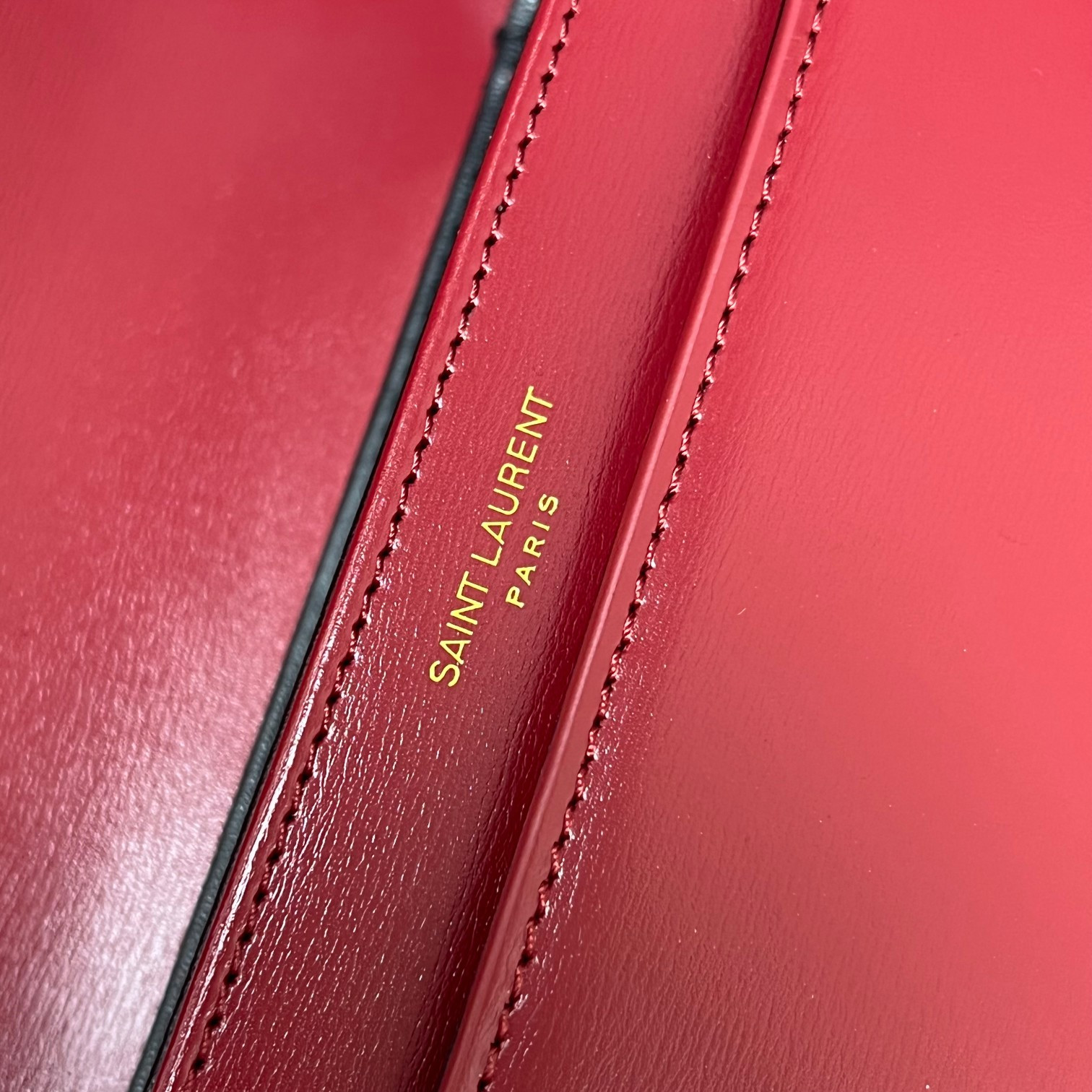 y*l solferino small satchel in box Sa**t Lau*nt red 7.4 x 5.1 x 1.9 inches