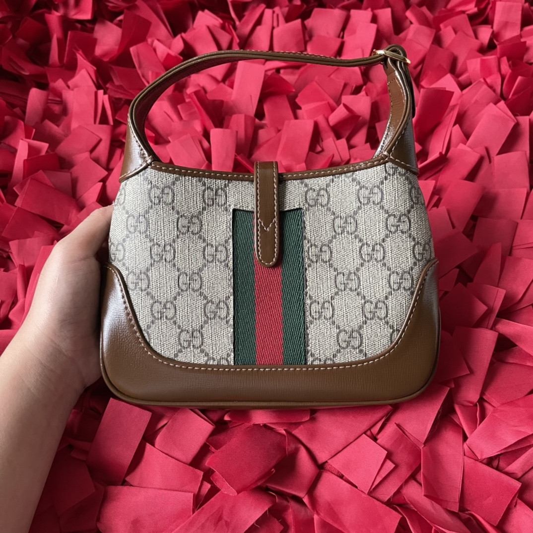 G*u*i jackie 1961 mini shoulder bag 7.5"w x 5.1"h x 1.2"d