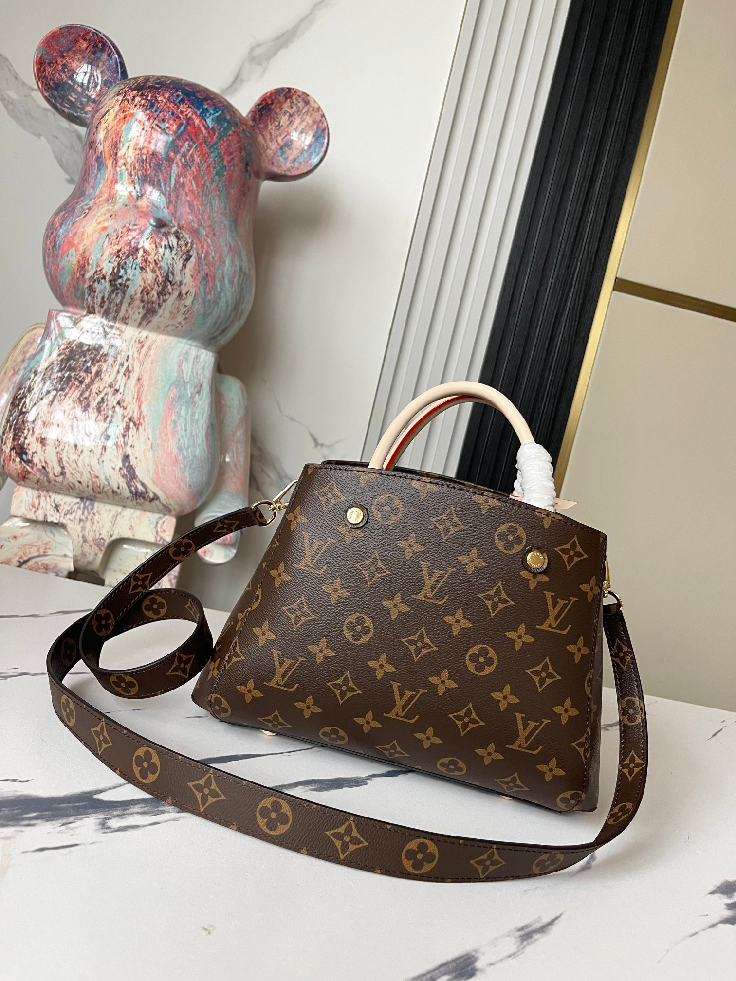 LV M41055 MONTAIGNE BB 29 x 20 x 13 cm
