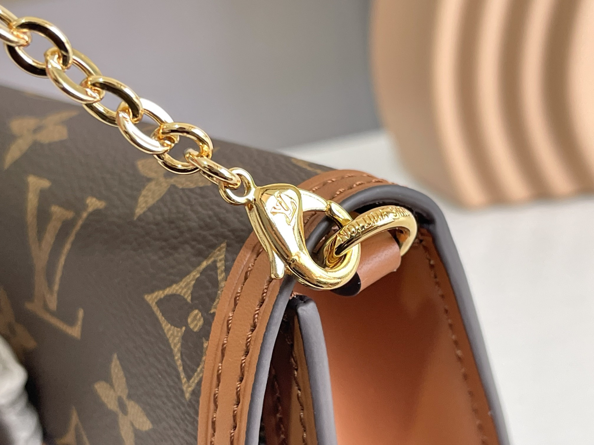 LV M68746 Dauphine Chain Wallet 7.3 x 4.7 x 2 inches