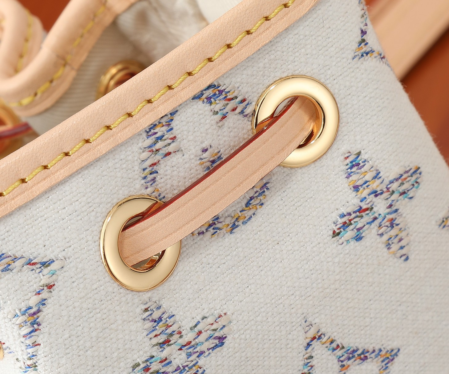LV Nano Noé M83453 5.1 x 6.3 x 3.9 inches
