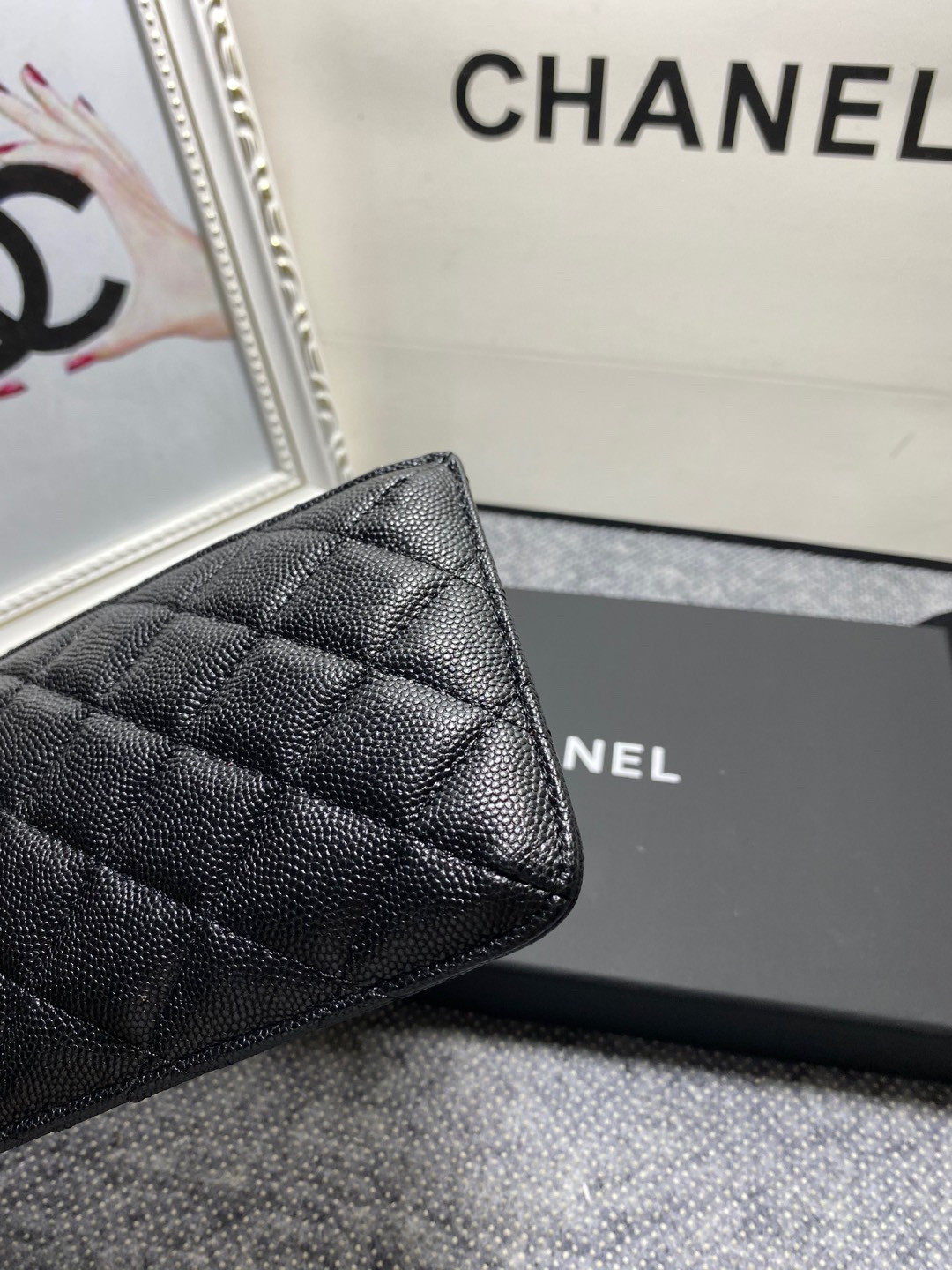 Ch*el long zipped wallet 19-11cm