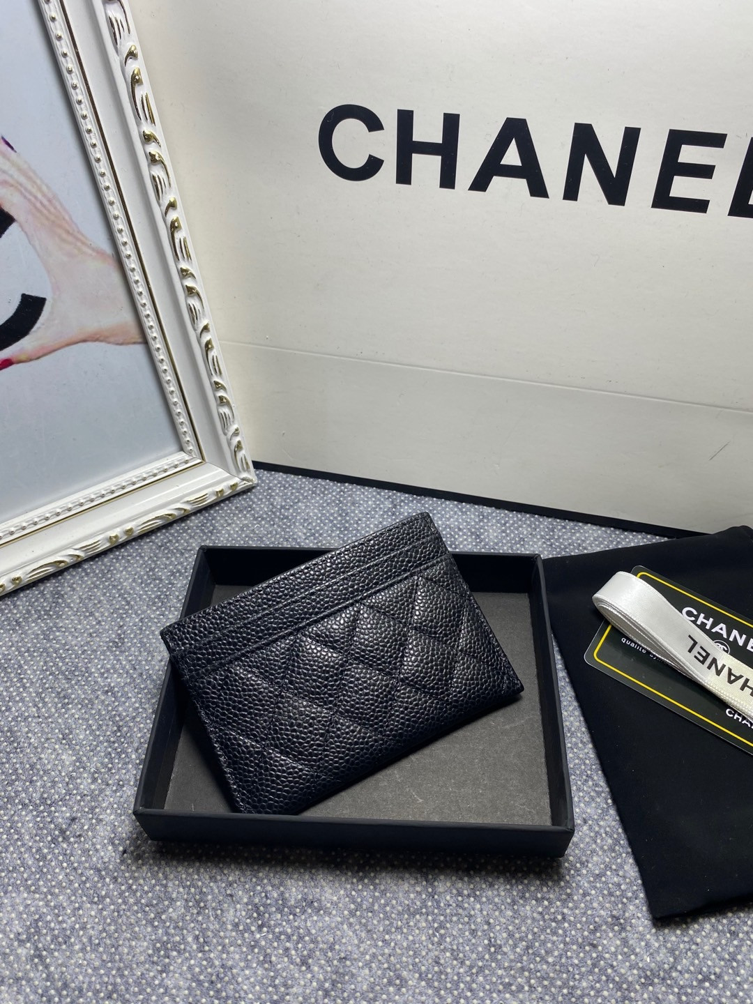 Ch*el card holder 10cm