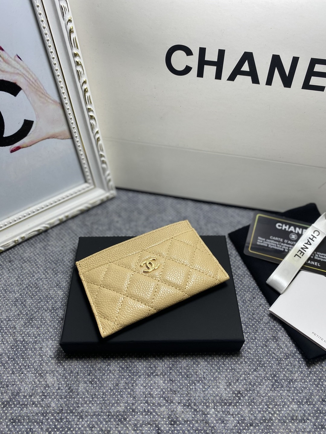 Ch*el card holder 10cm