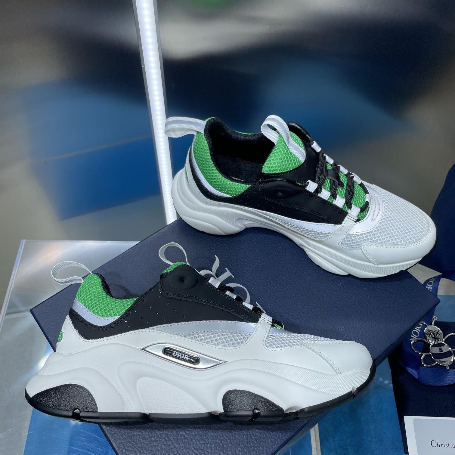 ua D*or b22 sneaker