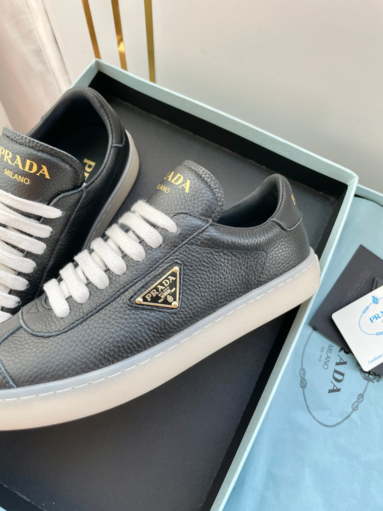 ua Pra*a downtown nappa leather sneakers