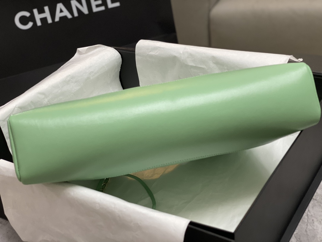 Ch*el shopping bag shiny lambskin & gold-tone metal light green 35x39x8cm