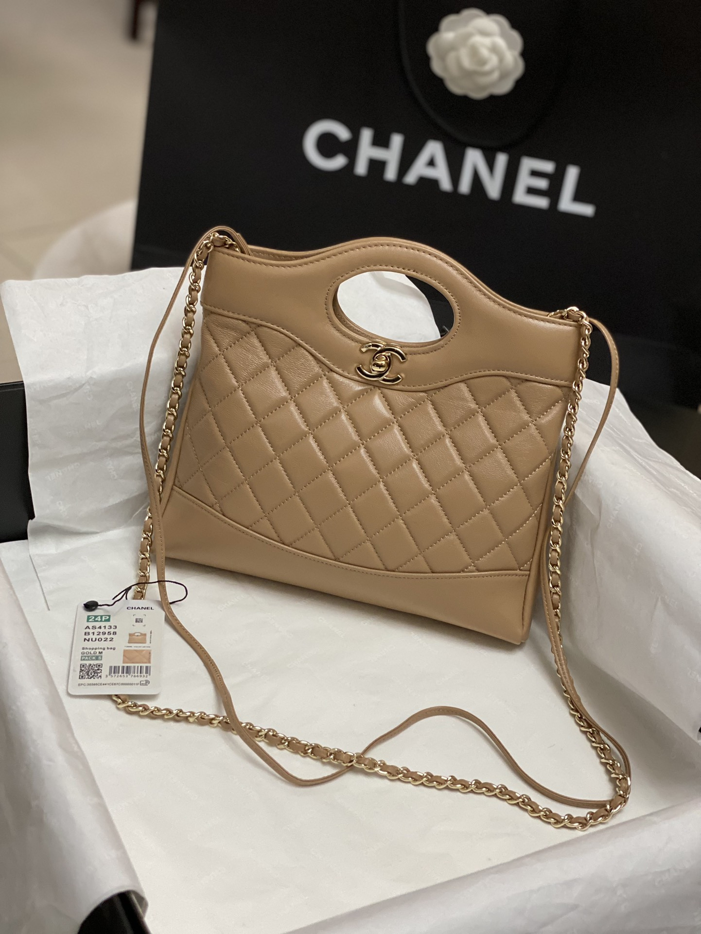 Ch*el mini shopping bag shiny lambskin & gold-tone metal 22x23x5.5cm